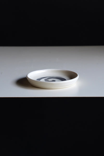 SPIRAL BLACK PORCELAIN INLAY DISH